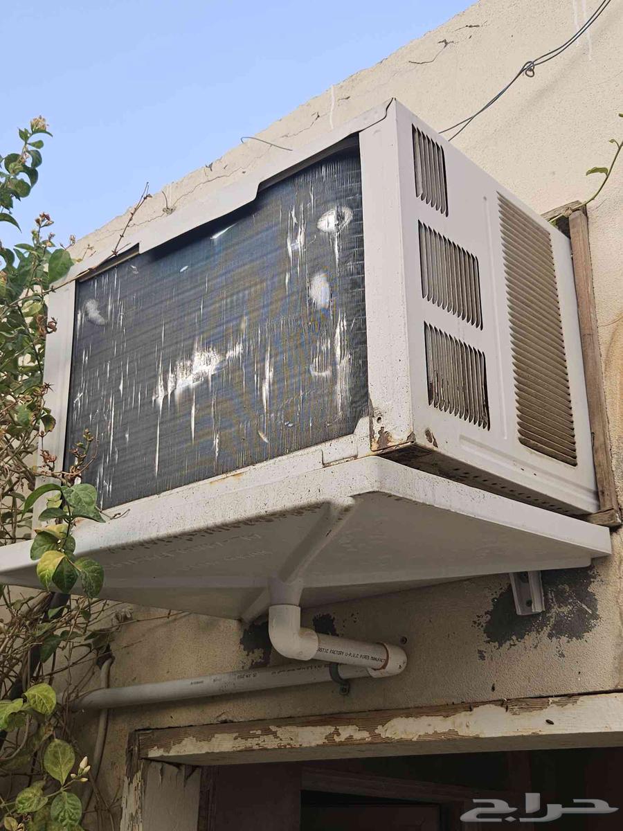 Working and cold air conditioner64461856842241111