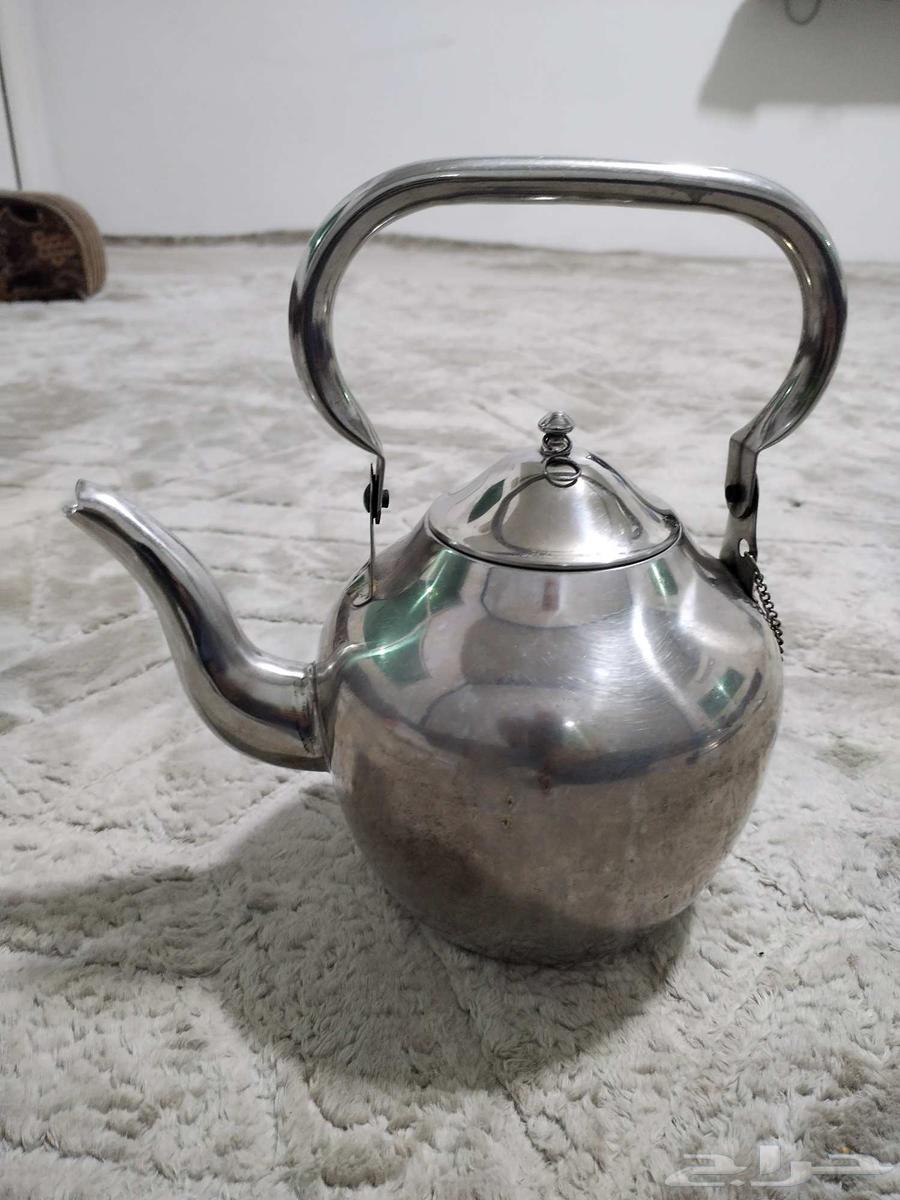 ابريق ياباني ابو جمل حجم لترين نظيف جدا السعر15064460024140419111