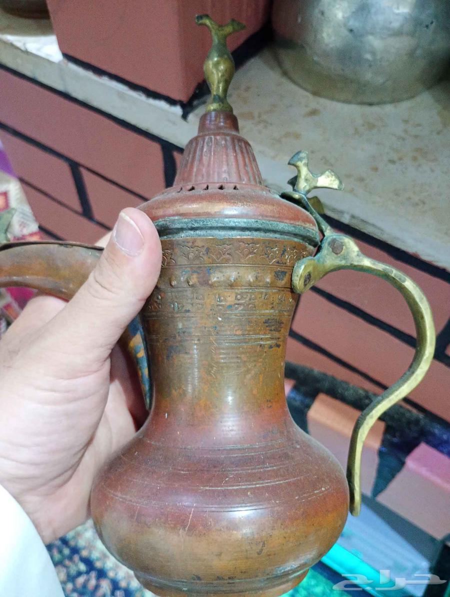 للبيع دلال طقم قديمه64457199304962112