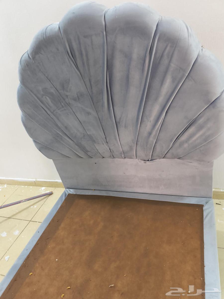 Modern bed, newly customized, very little used64459124085889112