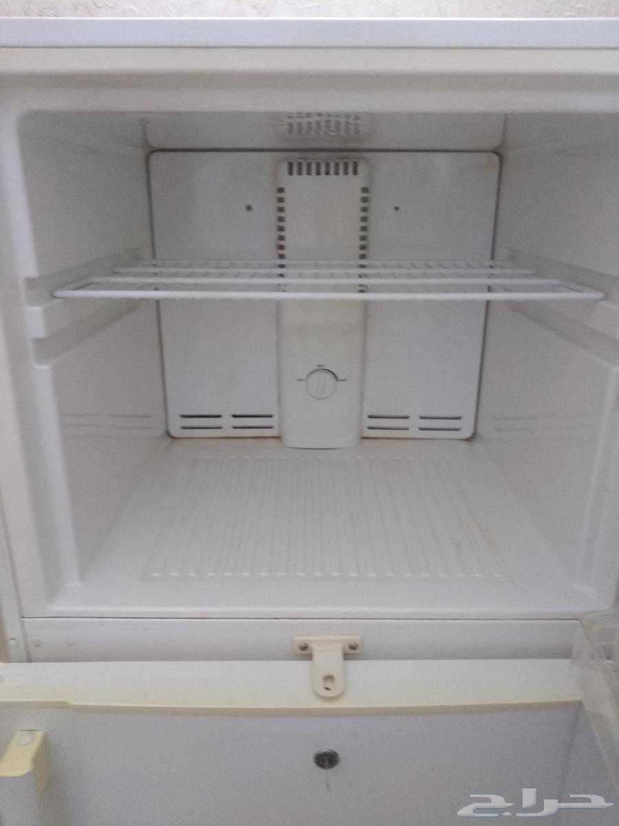للبيع ثلاجه نضيف وشغاال64459468824834113
