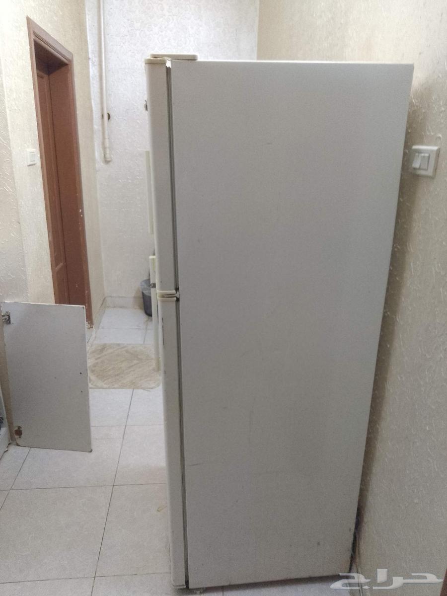 للبيع ثلاجه نضيف وشغاال64459468824834111