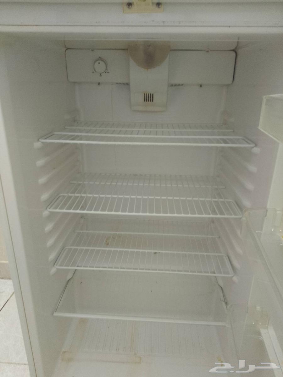 للبيع ثلاجه نضيف وشغاال64459468824834110