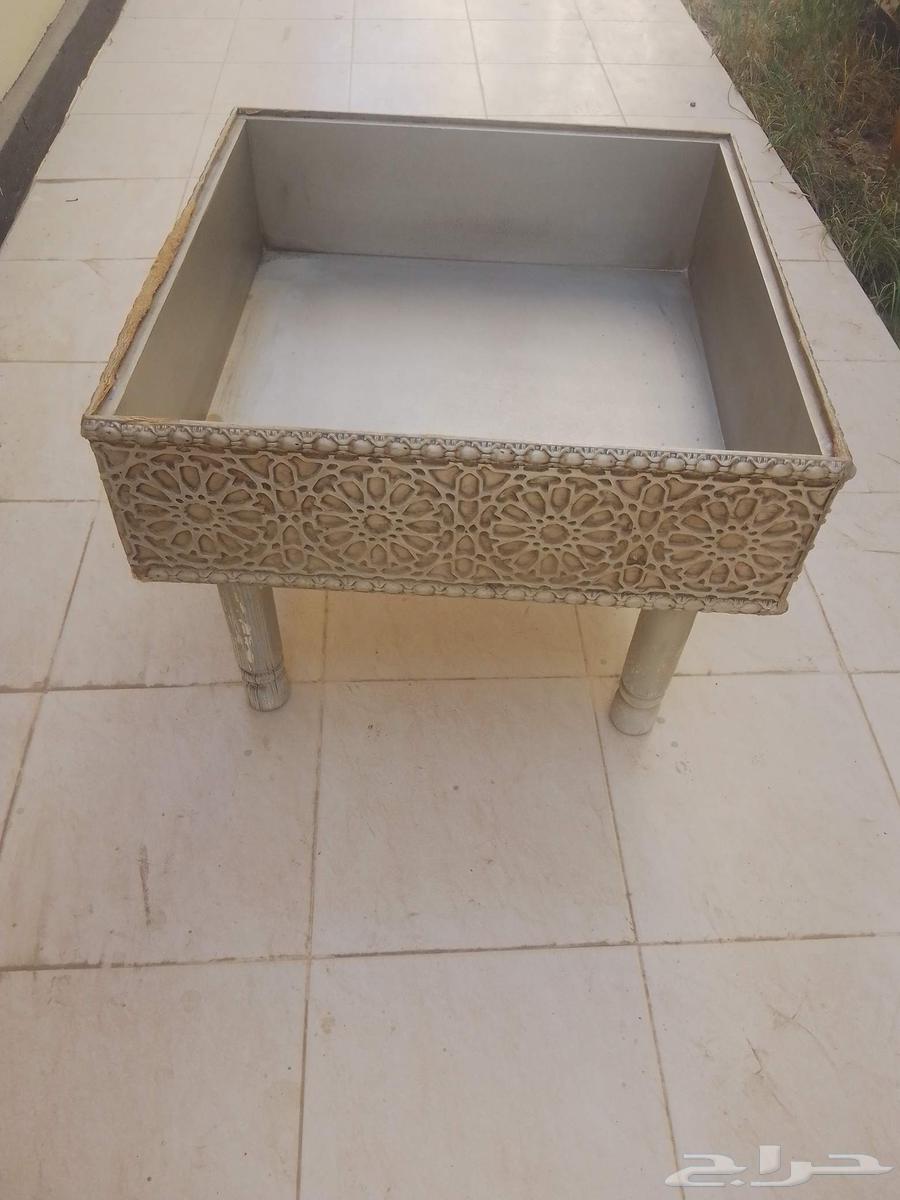 طاولة كبيرة خشب اصلي بسعر مناسب قابل للتفاوض64460666220931111