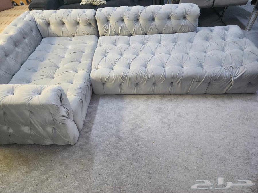 Two-piece cabin, used, clean, no scratches or cuts64429330797058111