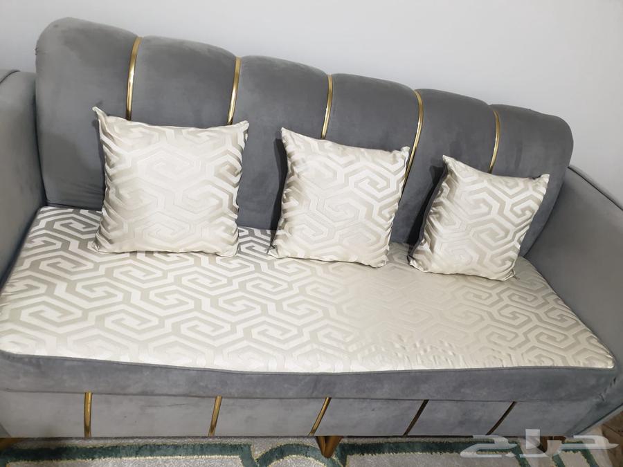 New national sofa, never used64459364652801110