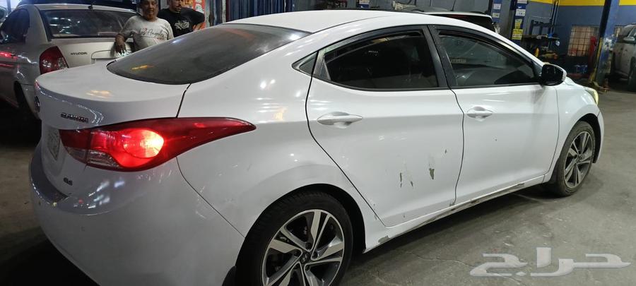 النترا فل كامل ممشئ 320 حالت المكينة والقير ممتازة فيها رف64623640064258113