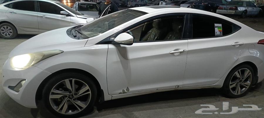 النترا فل كامل ممشئ 320 حالت المكينة والقير ممتازة فيها رف64623640064258110