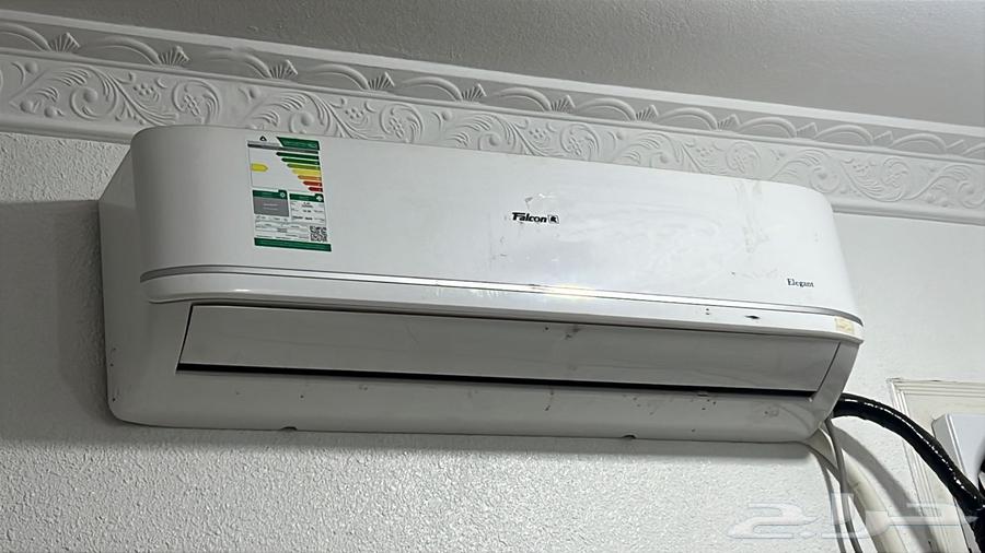 يوجد لدي مكيف اسبلت 18 وحده بارد للبيع نظيف جدا على الشرط64463088037251111