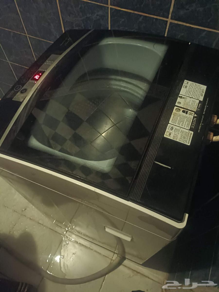 تعمل غسالة 9 كجم بشكل جيد جدًا64463461560451111