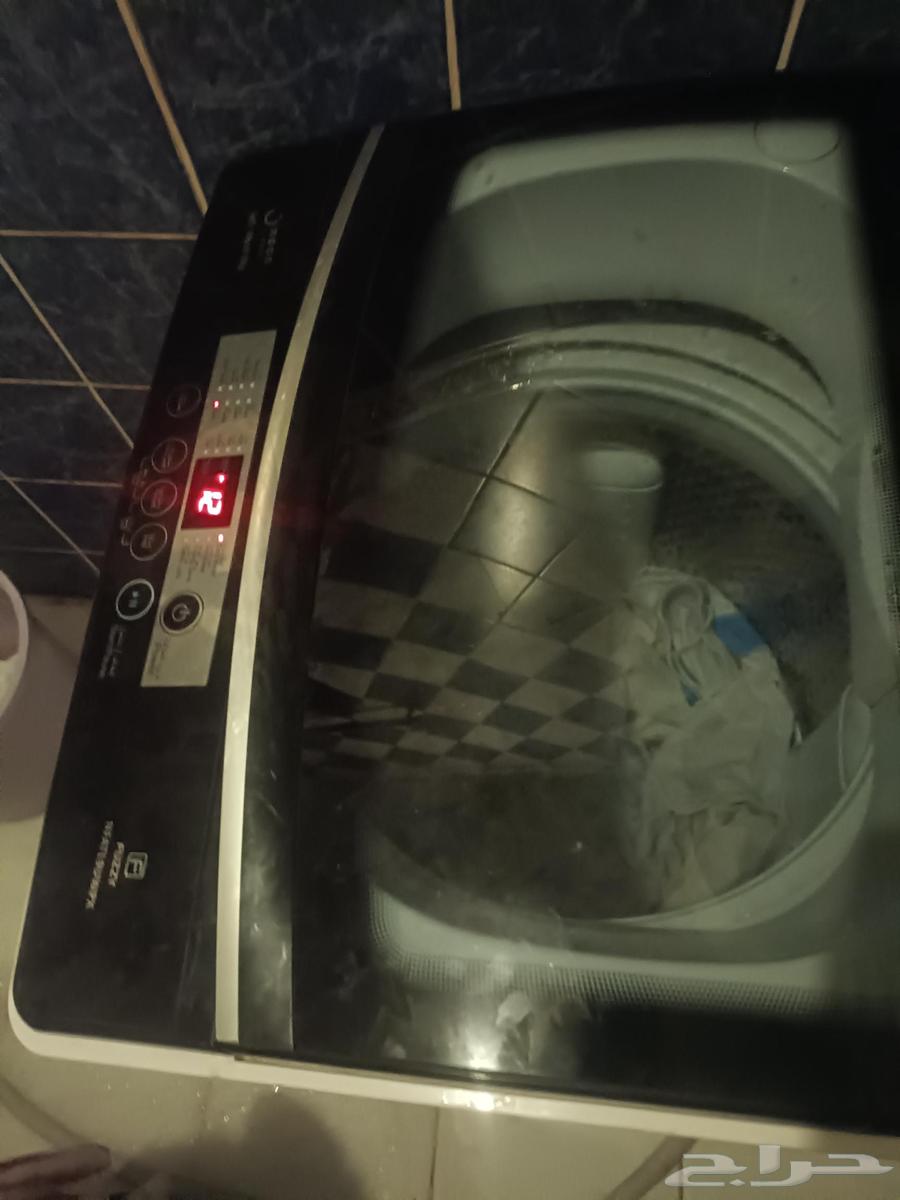 تعمل غسالة 9 كجم بشكل جيد جدًا64463461560451112