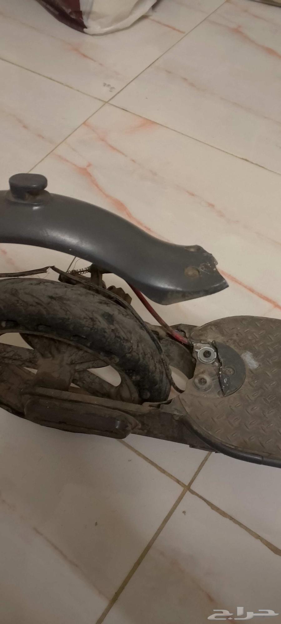 Scooter for sale, light use, needs fender replacement64464224317955113