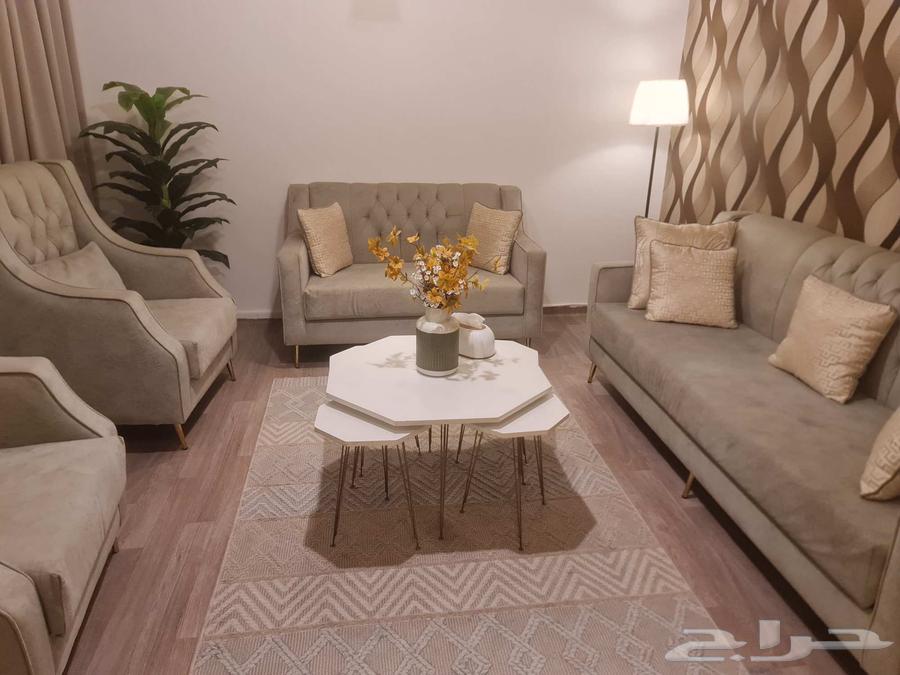 Almost new sofa with no defects64460352163329111