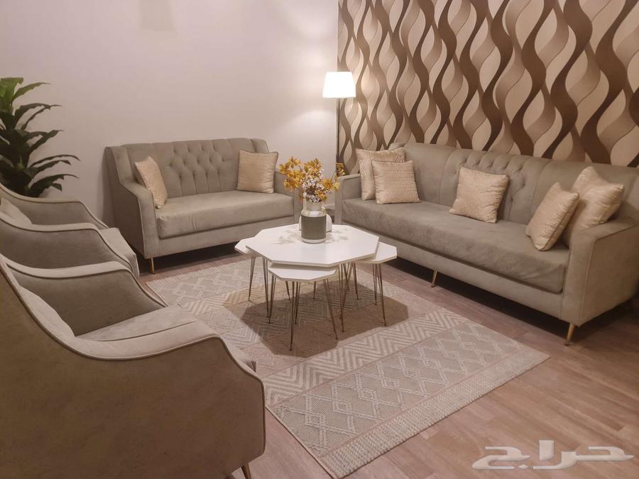 Almost new sofa with no defects64460352163329110