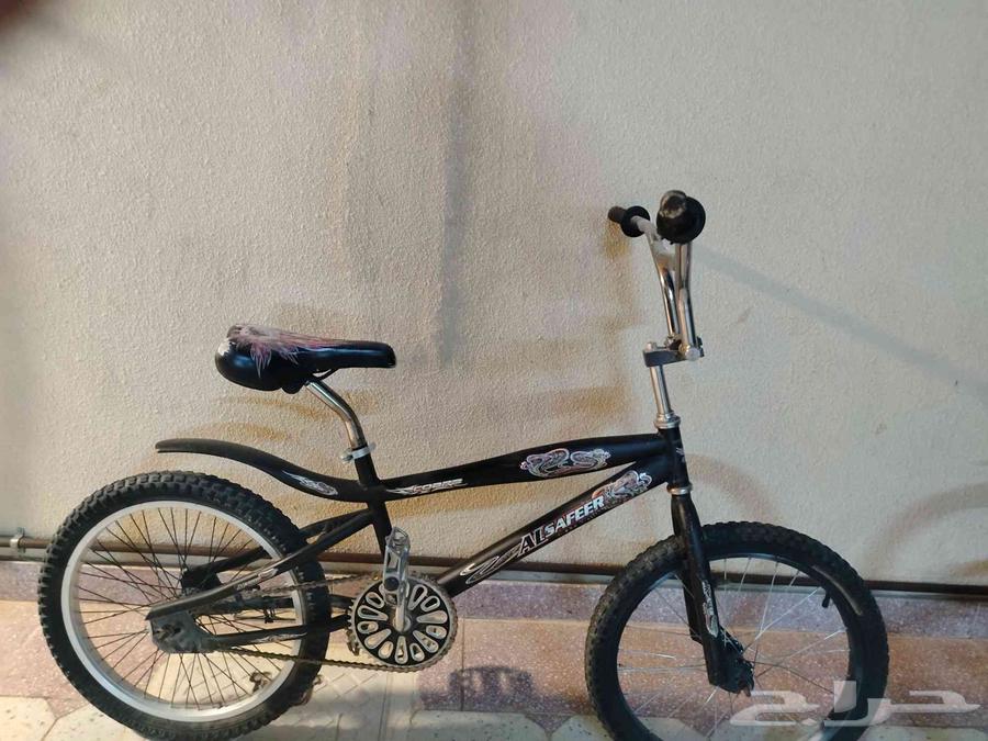 Cobra bike with an issue in the front rim64464014118402110