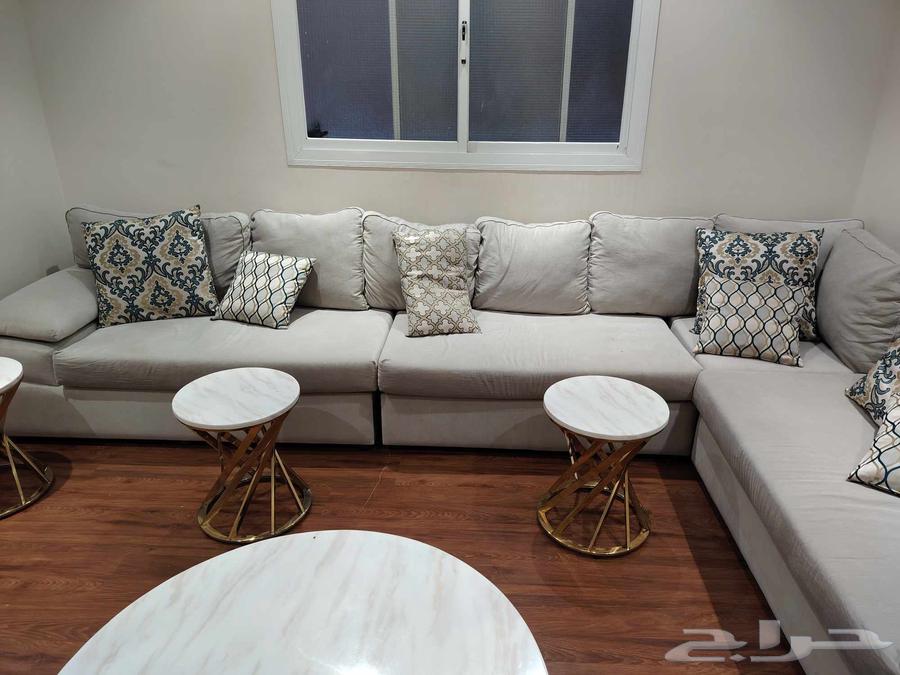 كنب و طاولات للبيع64462485906945110