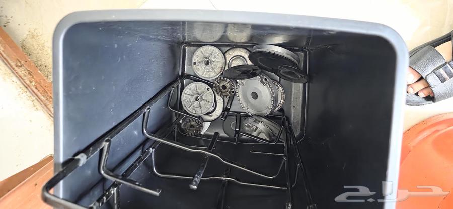 2 horizontal stoves, lightly used, excellent condition, gas cylinder64460051276545112