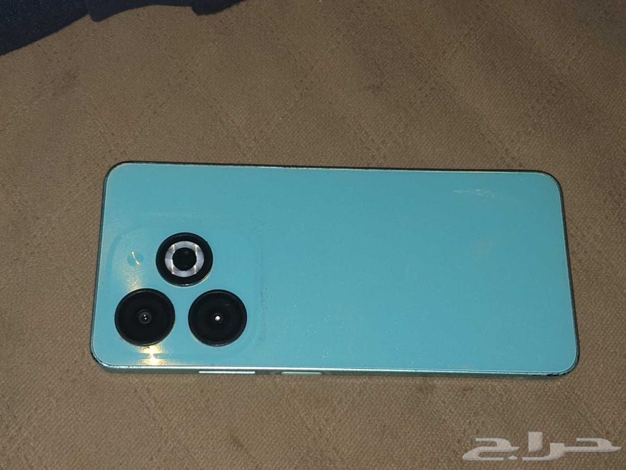 Infinix phone no problem, just a slight crack64457405491971112