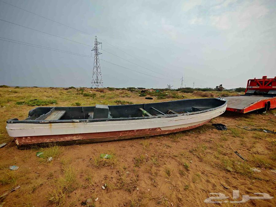 قارب للبيع64462705719298111