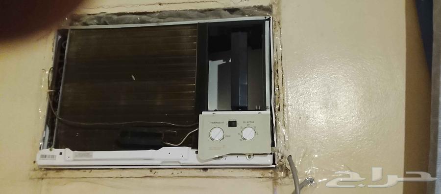 مكيف هام بحاله ممتازه 18000الف وحده64464224390274111