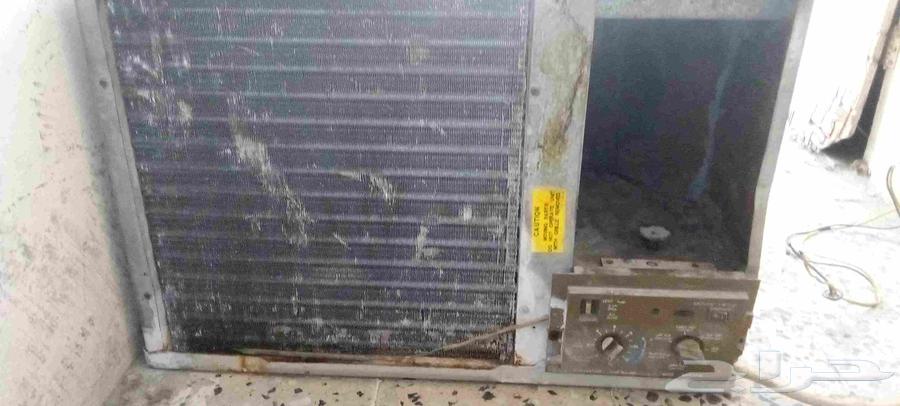 مكيف Carrier طن ونص كمبرسر كبير بحاله ممتازه 700ريال64434795715843111