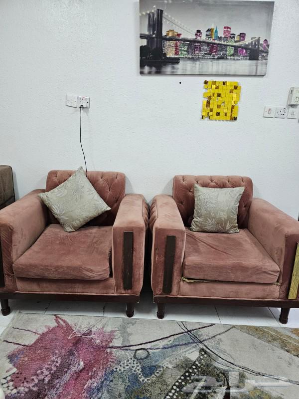 New condition majlis for sale in Al-Otaiq neighborhood, includes carpet, curtain, board, and 6 tables64458555143939111