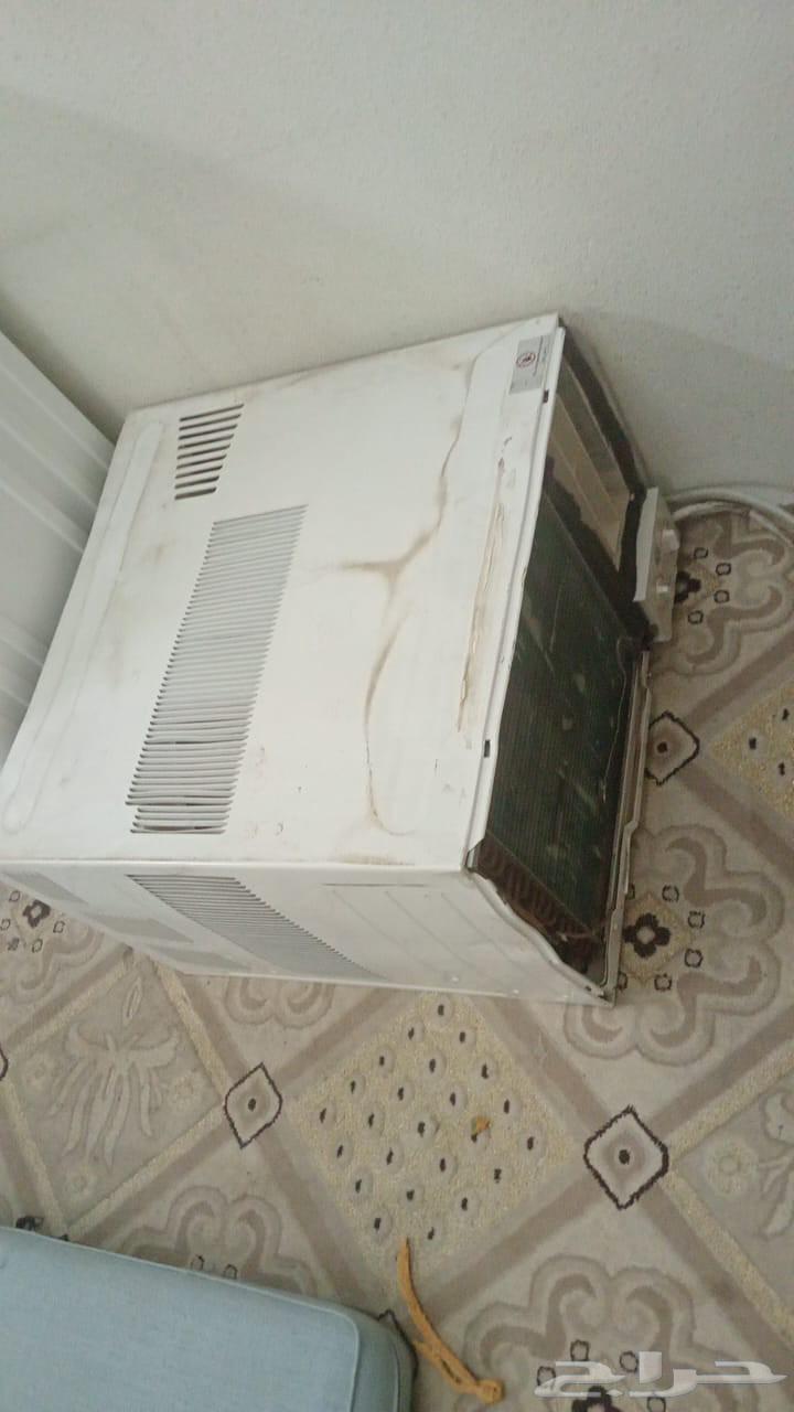 مكيف شباك شبه جديد بس مترب شوي بحاله كويسه جدا64464308707714110