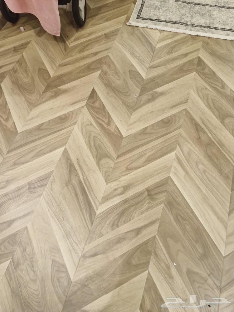 Parquet I installed ten days ago, new, and now I'm traveling and want to sell 25 meters from it for urgent sale in the hall.64464167646723113