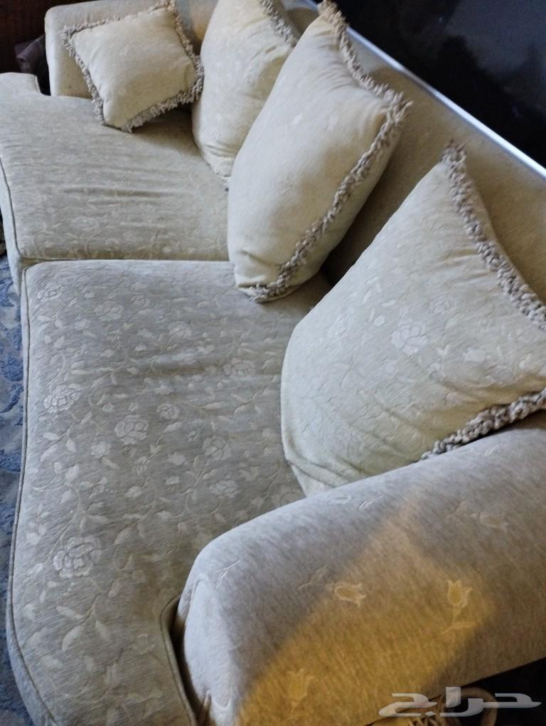 sofa   good condition for sale64463237882882111