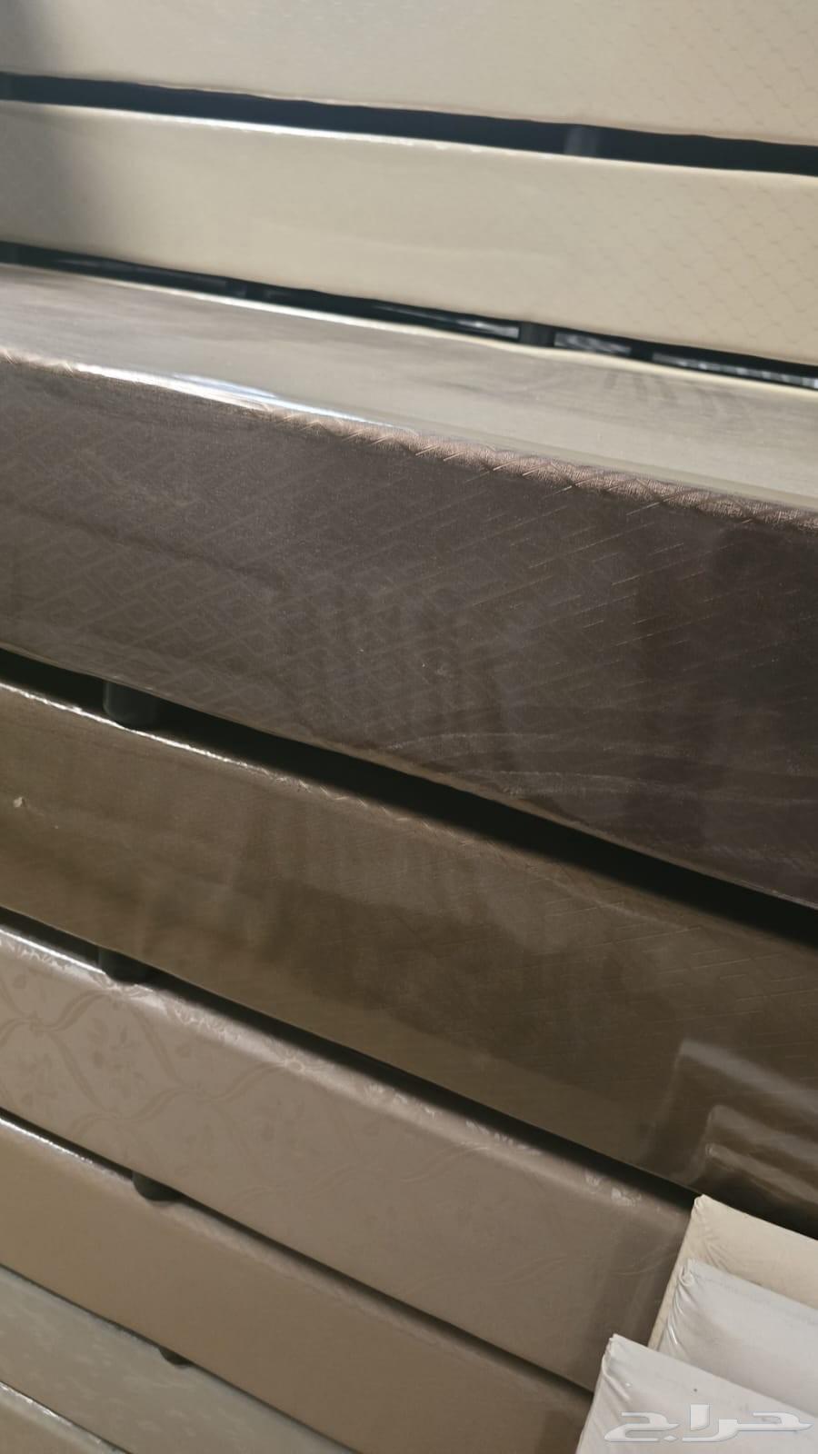 سرير خشب ب س جلد مخمل مخطط سم جديد64459635378177113