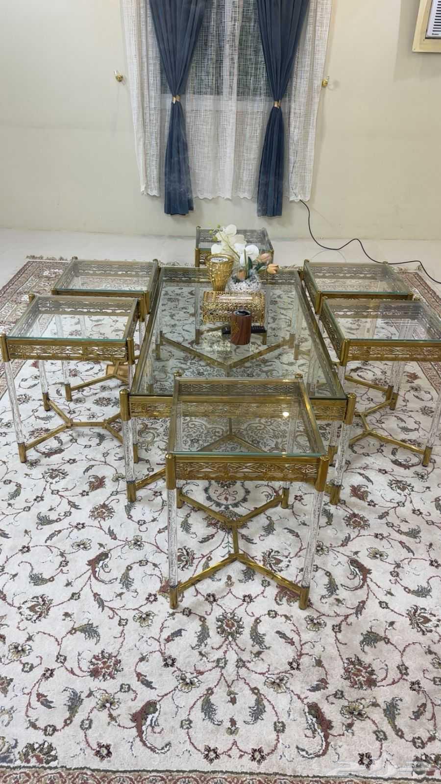 طاولة ستيل كبيره مع ست خدمات64458765192963111