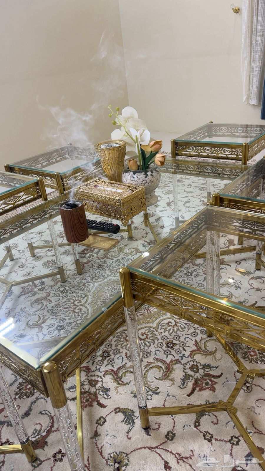 طاولة ستيل كبيره مع ست خدمات64458765192963112