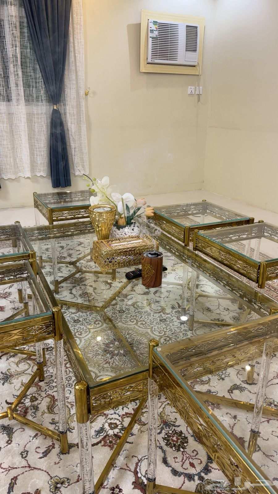 طاولة ستيل كبيره مع ست خدمات64458765192963113