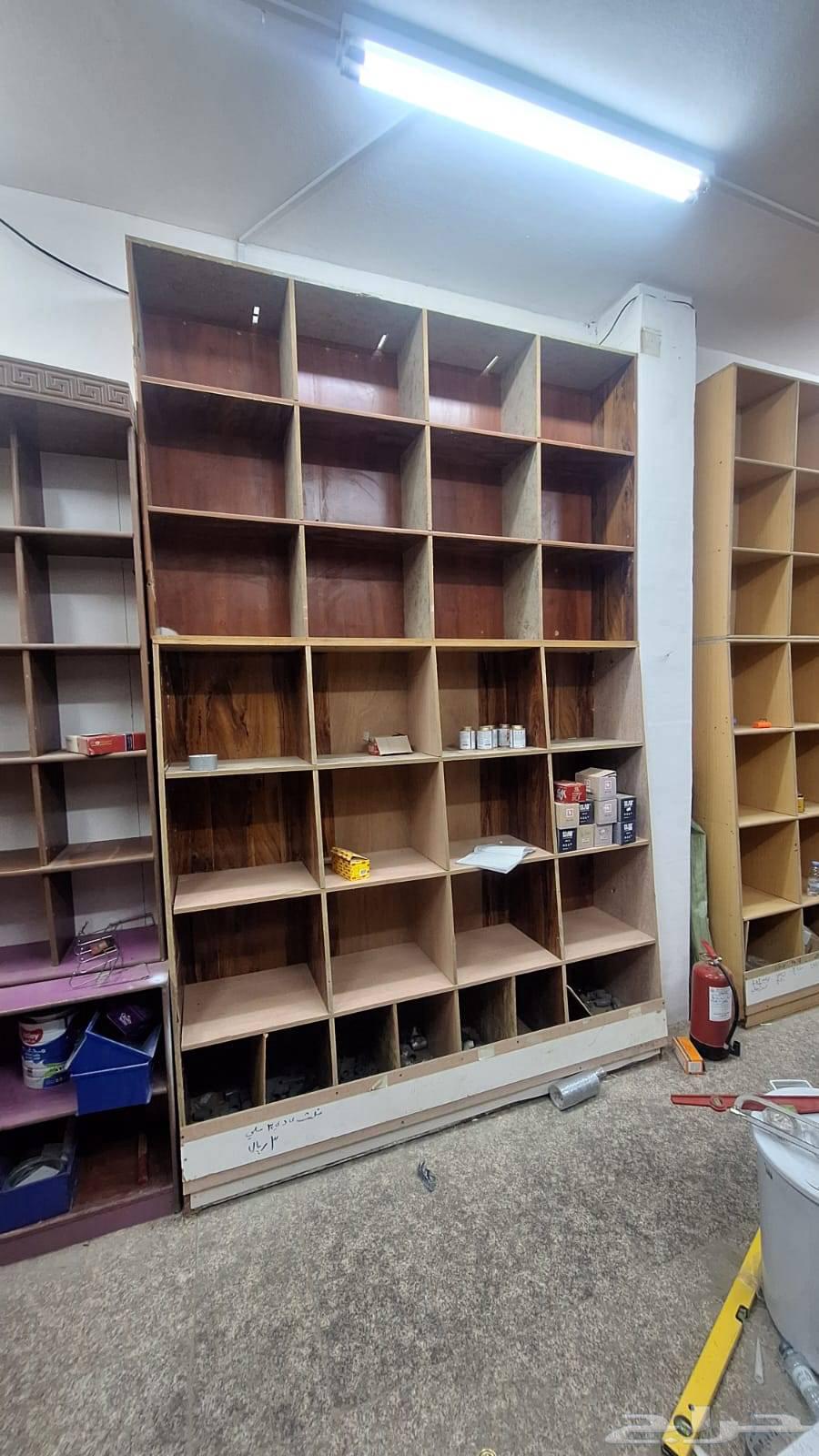 رفوف خشبية للبيع خشب جيد وجديد64457888874626114