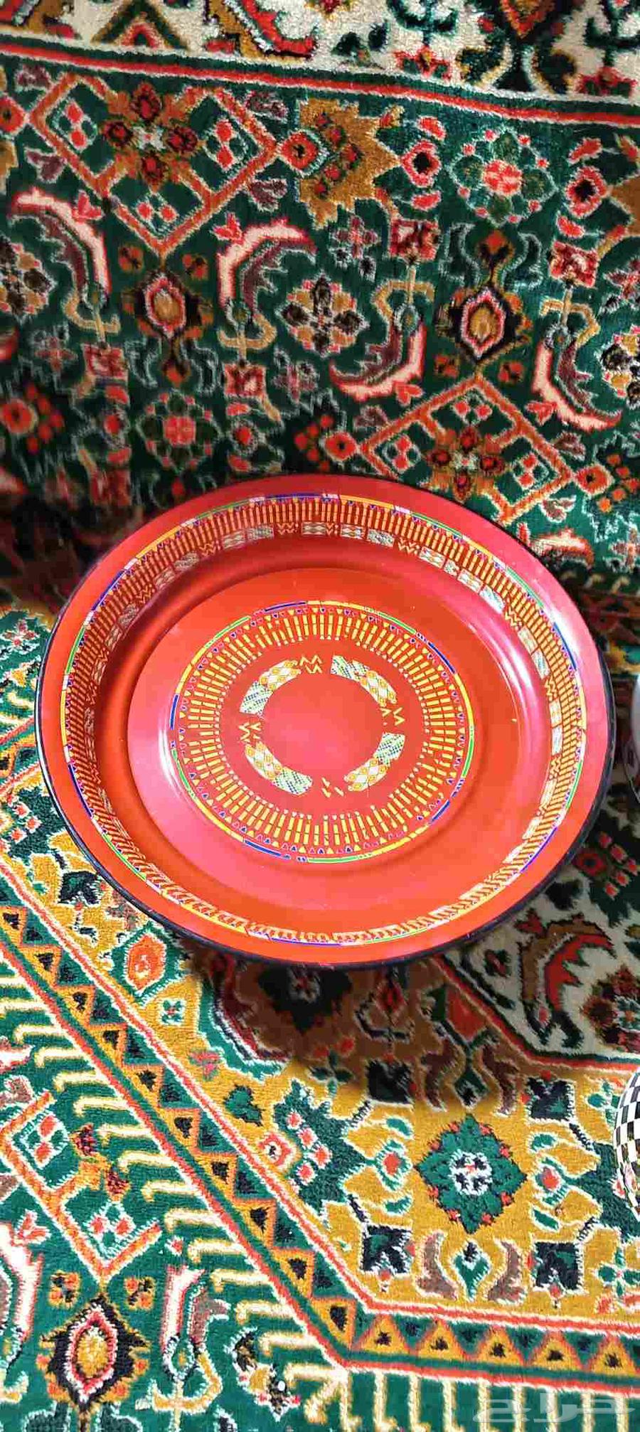 Ghedar pots, jugs, trays, and plates64462828139265111