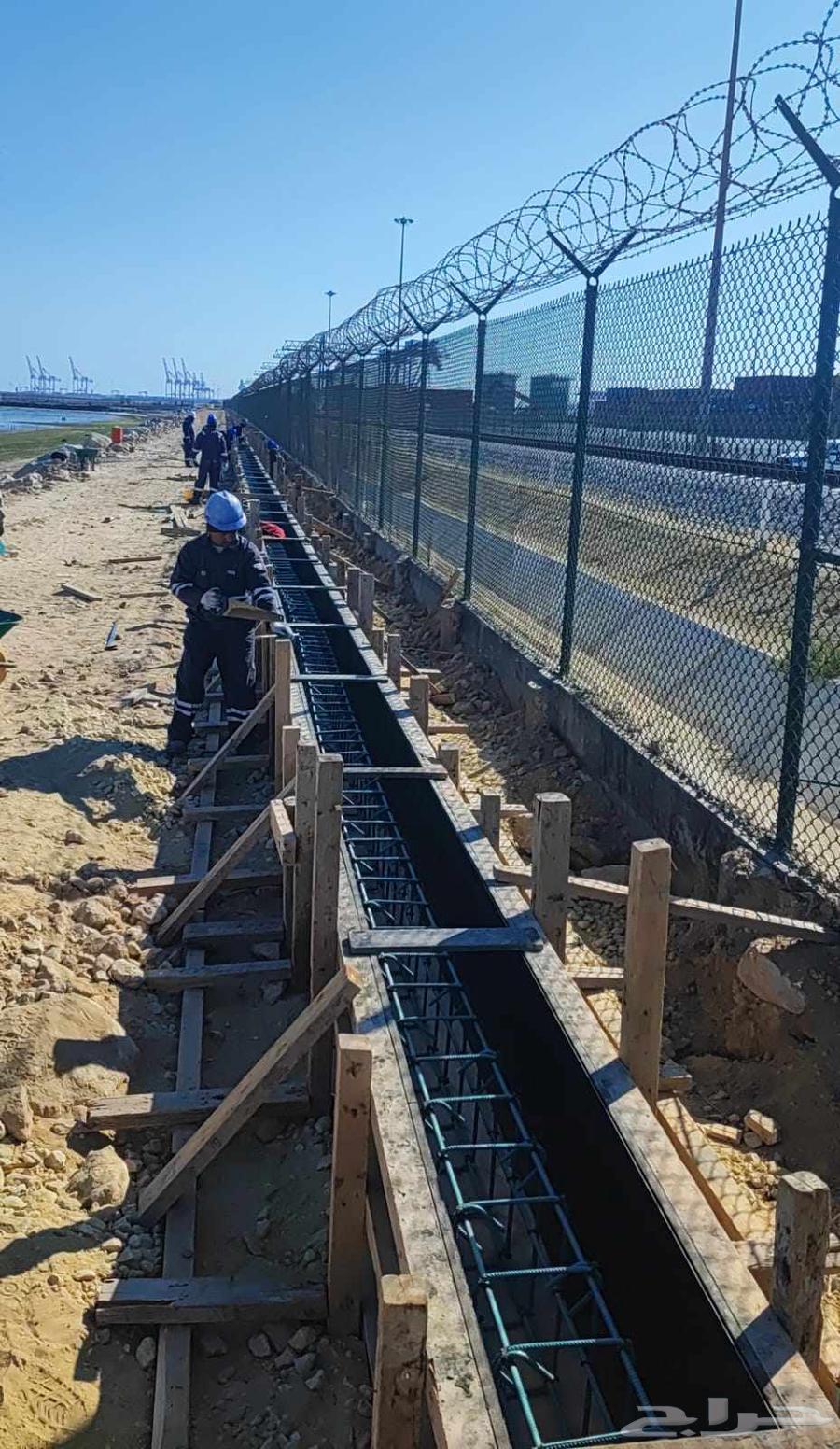 مقاول شبك مقاول جميع انواع الحديد شبك طرق وملاعب64590189892226111