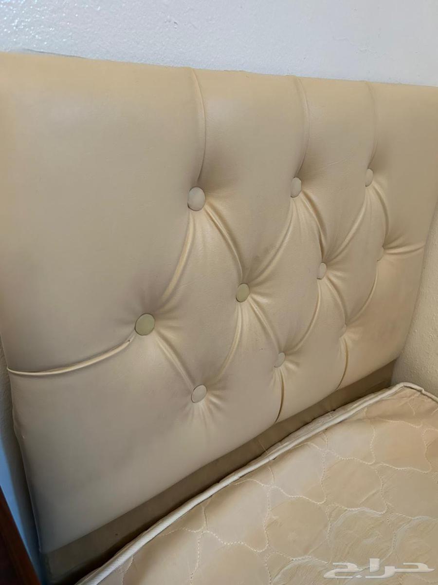 سرير للبيع على السوم64463361988354110